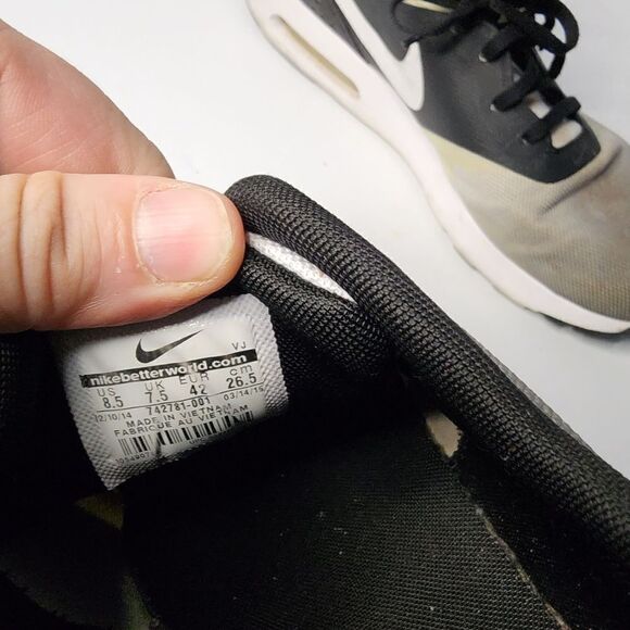 Nike Air Max Tavas Women's Size 8.5 - Picture 5 of 5